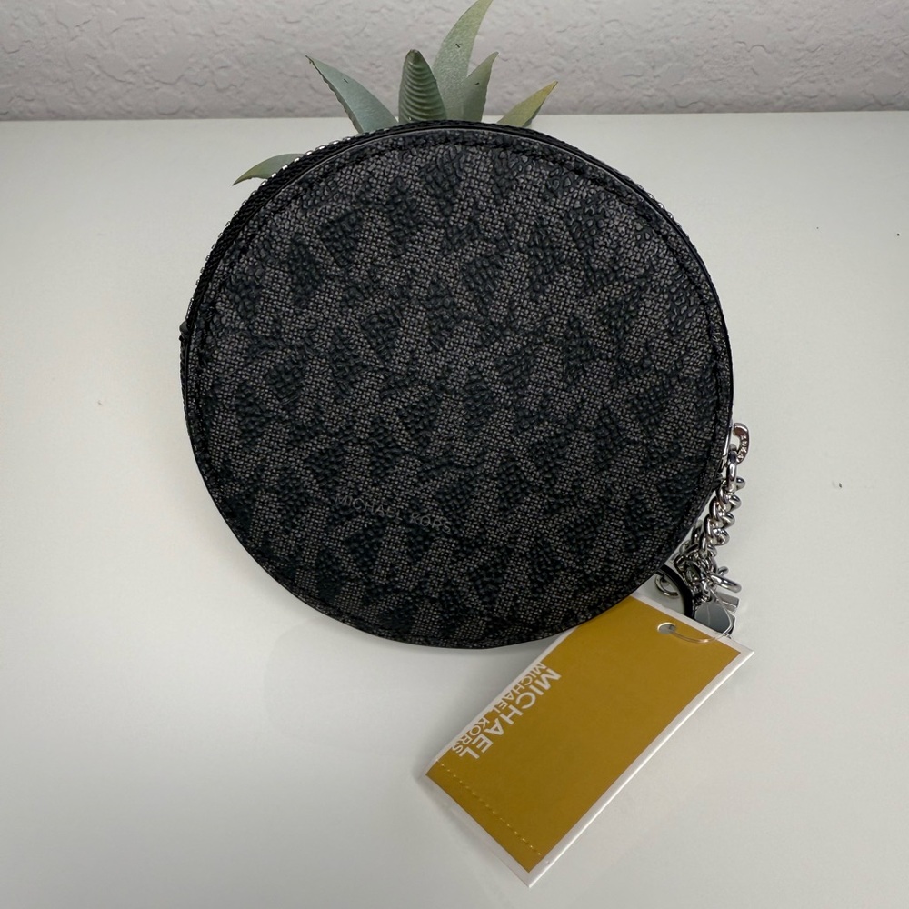 Michael Kors Black Circle Coin Pouch With Key Ring - Black - NWT - Picture 4 of 6